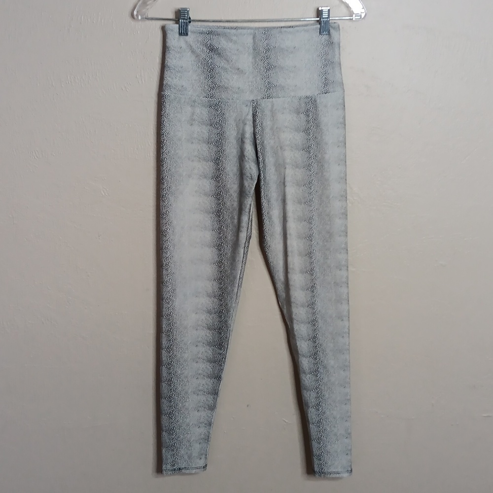 Onzie Snake Print Leggings Size S/M
